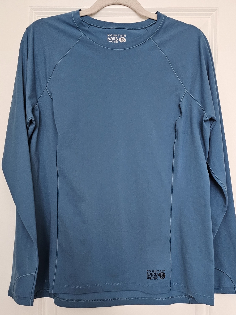 Mountain Hardwear Women’s Long Sleeve Performance Shirt  Large Blue Hiking  Top